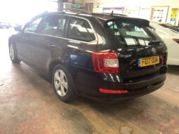 2017 SKODA OCTAVIA 1600cc TDI GREENLINE 3 SE TECH Estate full