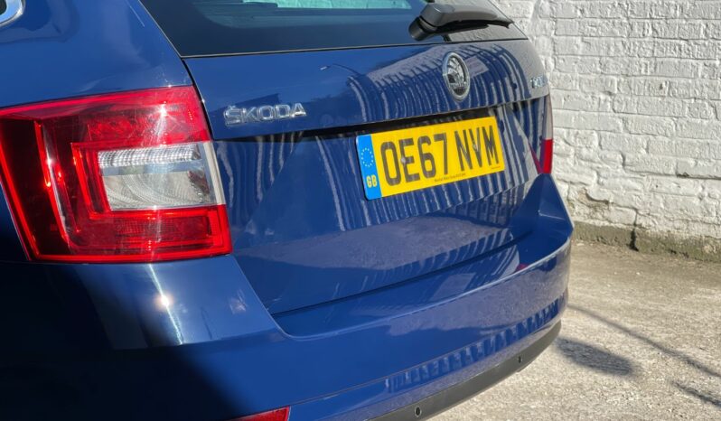 2018 SKODA OCTAVIA 1600 TDI SE TECHNOLOGY Estate full