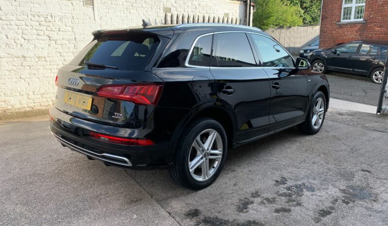 18 plate Audi Q5 2.0 TDI S line S Tronic quattro SUV full