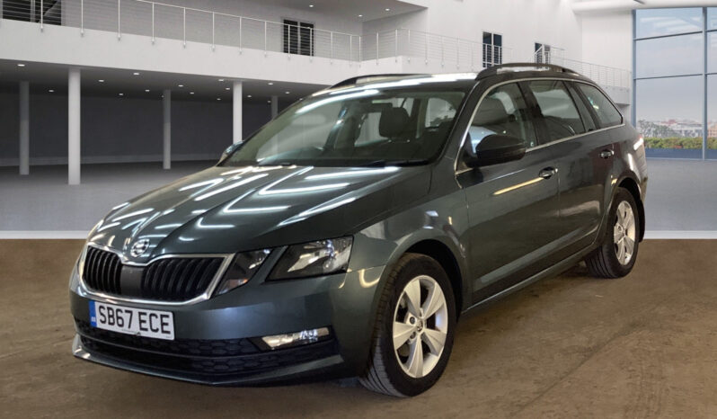 67 plate SKODA OCTAVIA 1.6 TDI SE TECHNOLOGY estate full