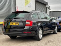 67 plate SKODA OCTAVIA DIESEL ESTATE 1.6 TDI SE Technology 5dr full