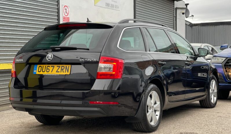 67 plate SKODA OCTAVIA DIESEL ESTATE 1.6 TDI SE Technology 5dr full