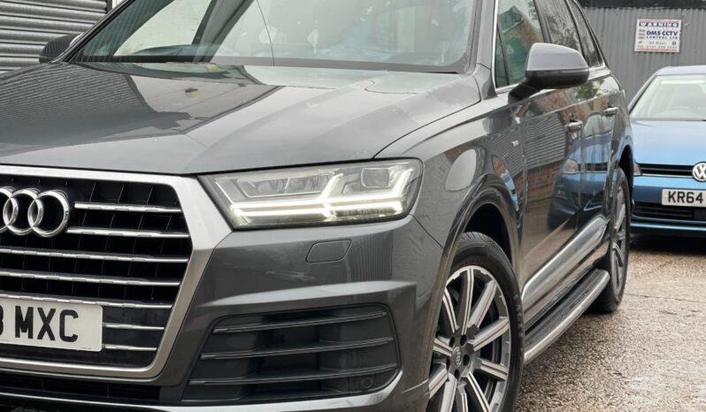 18 plate AUDI Q7 DIESEL ESTATE 3.0 TDI Quattro S Line 5dr Tip Auto full