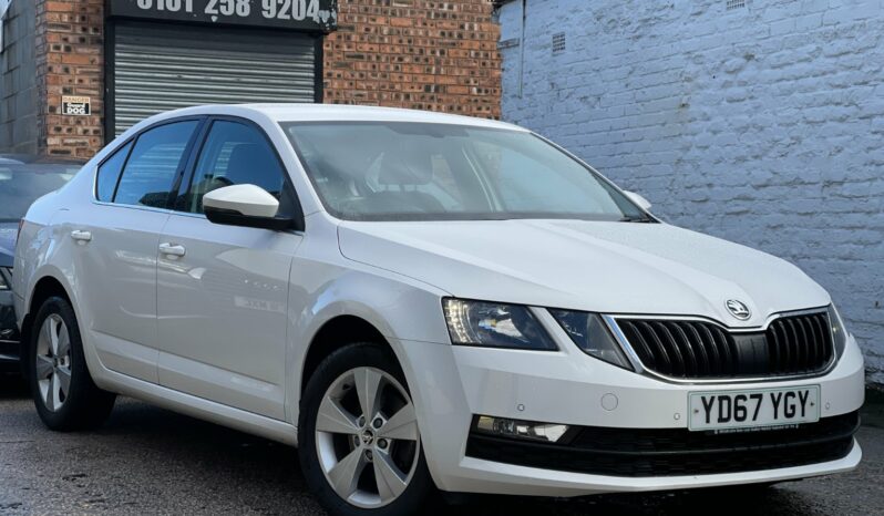 SKODA Octavia DIESEL HATCHBACK 2.0 TDI CR SE Technology 5dr full