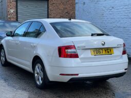 SKODA Octavia DIESEL HATCHBACK 2.0 TDI CR SE Technology 5dr full