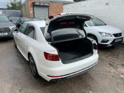 AUDI A4 20 TDI 190 QUATTRO S LINE S-T Saloon full