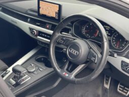 AUDI A4 20 TDI 190 QUATTRO S LINE S-T Saloon full