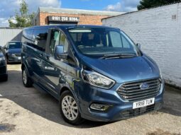 9 seats – 18 plate Ford Tourneo Custom 2.0 TDCi EcoBlue 170ps L/R 9 Seater Titanium full