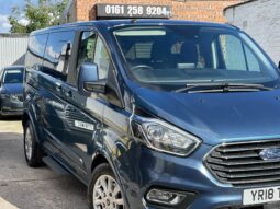 9 seats – 18 plate Ford Tourneo Custom 2.0 TDCi EcoBlue 170ps L/R 9 Seater Titanium full