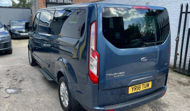 9 seats – 18 plate Ford Tourneo Custom 2.0 TDCi EcoBlue 170ps L/R 9 Seater Titanium full