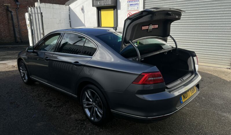 17 plate Volkswagen Passat 2.0 TDI GT (s/s) 4dr Hatch [PAN ROOF & VIRTUAL] full