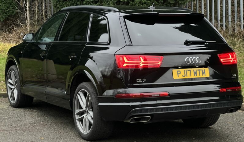 17 plate AUDI Q7 DIESEL ESTATE 3.0 TDI Quattro S Line 5dr Tip Auto full