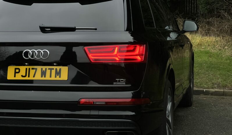 17 plate AUDI Q7 DIESEL ESTATE 3.0 TDI Quattro S Line 5dr Tip Auto full