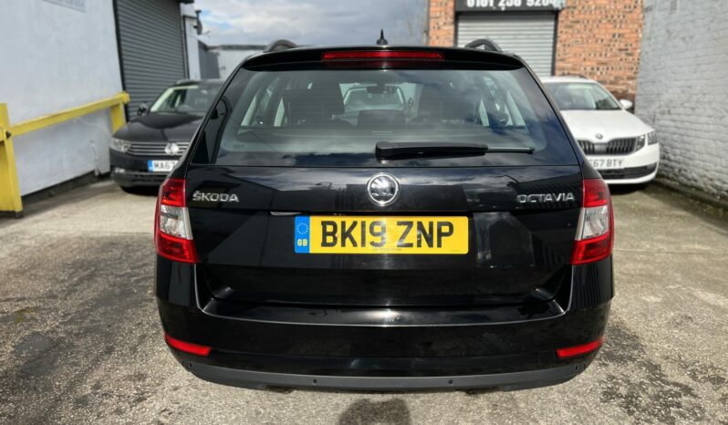 19 plate SKODA Octavia 1600cc TDI SE Tech Estate full