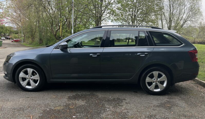 68 plate SKODA Octavia 1600cc TDI SE Tech Estate DSG AUTOMATIC full