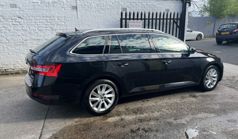 18 plate SKODA SUPERB DIESEL ESTATE 2.0 TDI CR SE Technology 5dr full