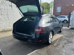 18 plate SKODA SUPERB DIESEL ESTATE 2.0 TDI CR SE Technology 5dr full