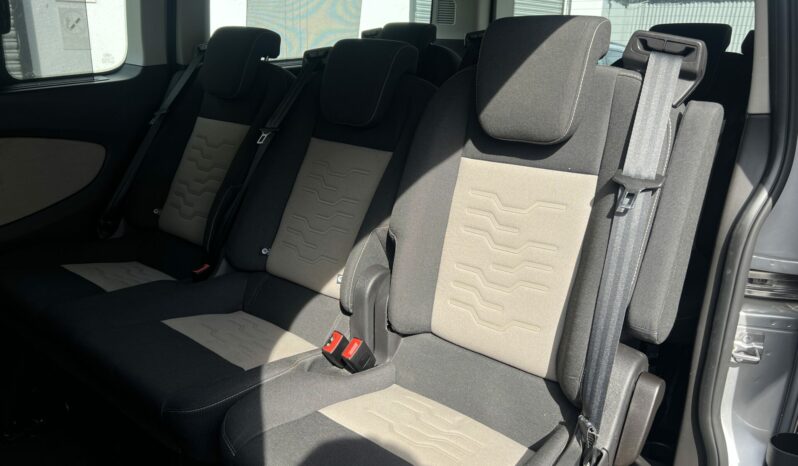 15 plate Ford Tourneo Custom 300 LTD E-TECH (9 Seats) full