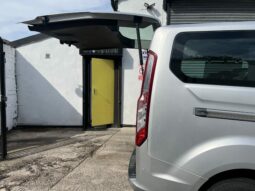 15 plate Ford Tourneo Custom 300 LTD E-TECH (9 Seats) full