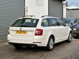 19 plate SKODA OCTAVIA DIESEL ESTATE 1.6 TDI SE Technology 5dr full