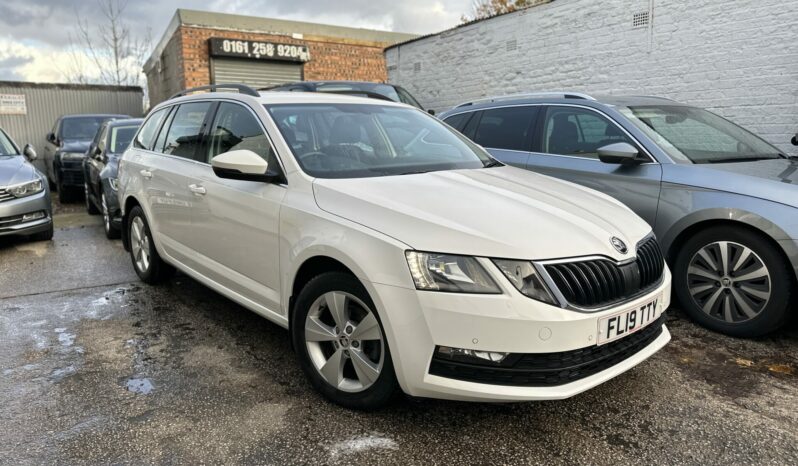 19 plate SKODA OCTAVIA DIESEL ESTATE 1.6 TDI SE Technology 5dr full