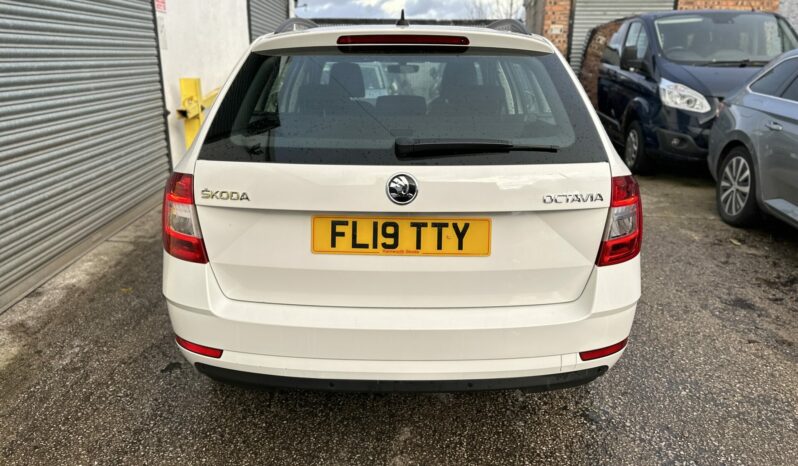 19 plate SKODA OCTAVIA DIESEL ESTATE 1.6 TDI SE Technology 5dr full