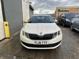 19 plate SKODA OCTAVIA DIESEL ESTATE 1.6 TDI SE Technology 5dr