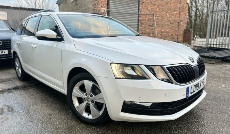 19 plate SKODA Octavia 1600cc TDI SE Tech Estate DSG AUTOMATIC full