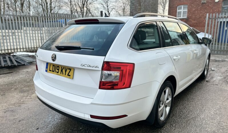 19 plate SKODA Octavia 1600cc TDI SE Tech Estate DSG AUTOMATIC full