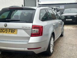 19 plate SKODA OCTAVIA DIESEL ESTATE 1.6 TDI SE L full