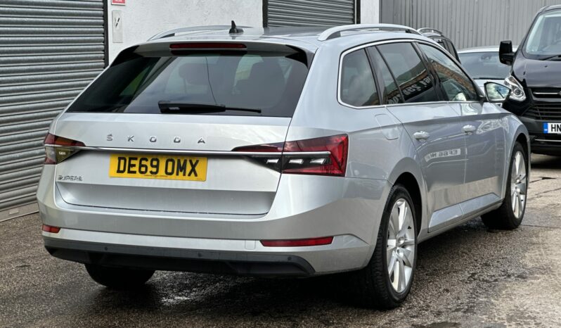 69 plate (New Shape) SKODA SUPERB DIESEL ESTATE 2.0 TDI SE L (Leather) full