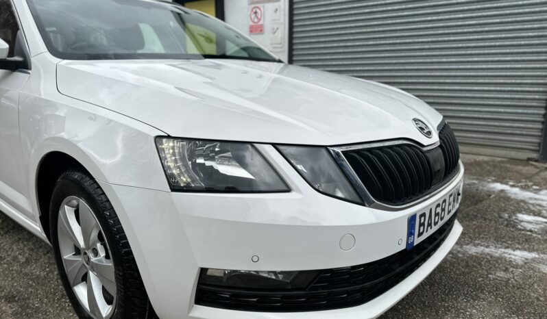 2019 SKODA OCTAVIA DIESEL ESTATE 1.6 TDI SE Technology 5dr full