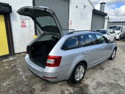 69 plate SKODA OCTAVIA DIESEL ESTATE 1.6 TDI SE Technology 5dr full