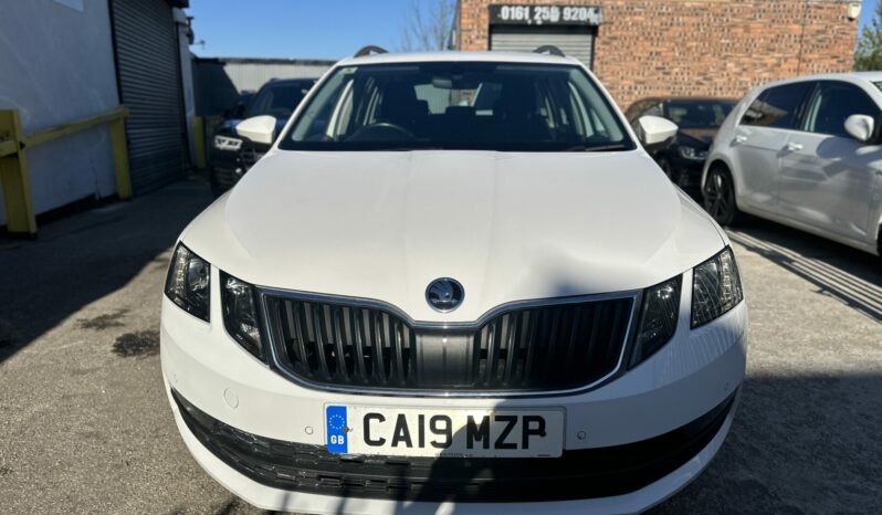 19 plate SKODA OCTAVIA DIESEL ESTATE 1.6 TDI SE Technology 5dr full