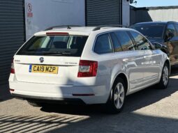 19 plate SKODA OCTAVIA DIESEL ESTATE 1.6 TDI SE Technology 5dr full