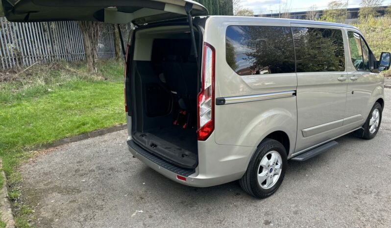 9 seats – 2017 Ford Tourneo Custom 2.0 310 EcoBlue Titanium Shuttle Bus 5dr 9 Seater Euro 6 full