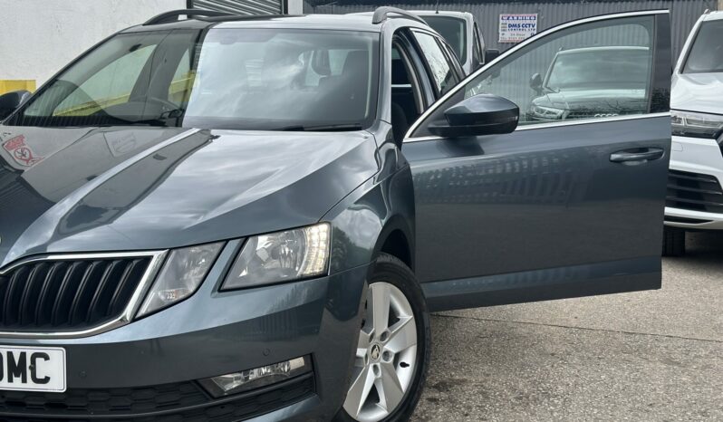 69 plate SKODA OCTAVIA DIESEL ESTATE 1.6 TDI SE Technology 5dr full