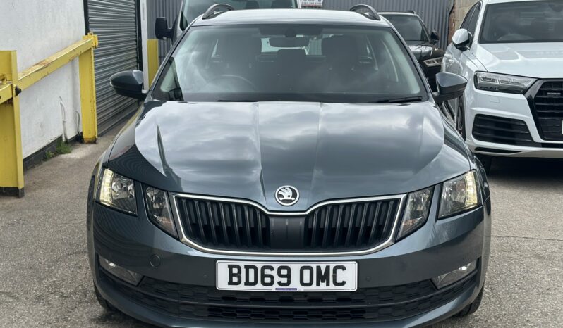 69 plate SKODA OCTAVIA DIESEL ESTATE 1.6 TDI SE Technology 5dr full