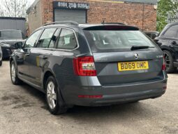 69 plate SKODA OCTAVIA DIESEL ESTATE 1.6 TDI SE Technology 5dr full