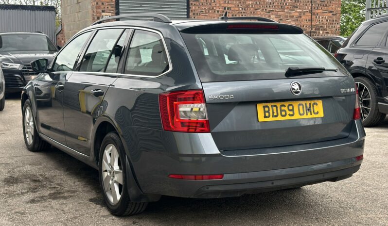 69 plate SKODA OCTAVIA DIESEL ESTATE 1.6 TDI SE Technology 5dr full