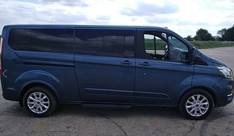 9 seats – 18 plate Ford Tourneo Custom 2.0 310 EcoBlue Titanium Euro 6 (s/s) 5dr full