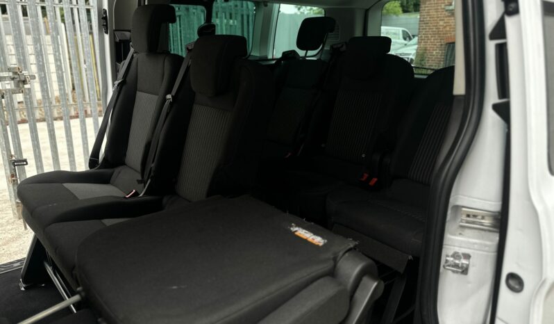 9 seats – 17 plate Ford Tourneo Custom 2.0 310 EcoBlue Zetec Euro 6 (s/s) 5dr full