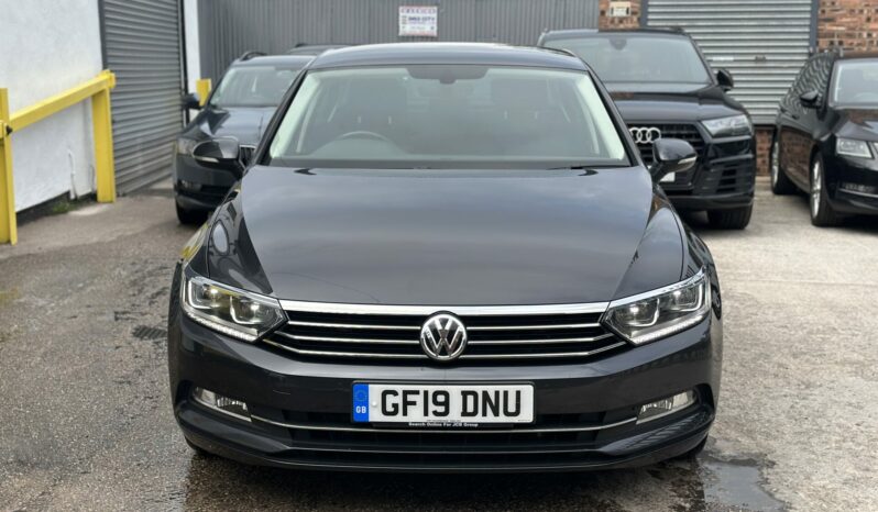 19 plate Volkswagen Passat 2.0 TDI SE Business Euro 6 (s/s) 4dr HATCH full