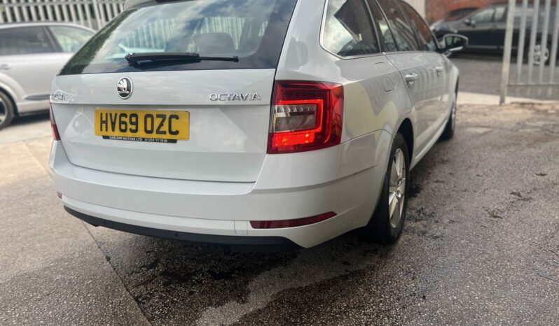 2020 SKODA OCTAVIA DIESEL ESTATE 1.6 TDI Technology 5dr full