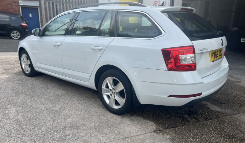 2020 SKODA OCTAVIA DIESEL ESTATE 1.6 TDI Technology 5dr full