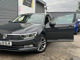 19 plate Volkswagen Passat 2.0 TDI GT (s/s) 4dr Hatch [PAN ROOF & VIRTUAL] full