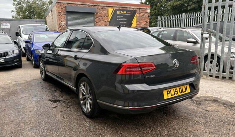 19 plate Volkswagen Passat 2.0 TDI GT (s/s) 4dr Hatch [PAN ROOF & VIRTUAL] full