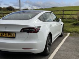 2022 Tesla Model 3 (Dual Motor) Long Range Auto 4WDE 4dr full