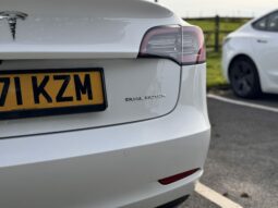 71 plate Tesla Model 3 (Dual Motor) Long Range Auto 4WDE 4dr full