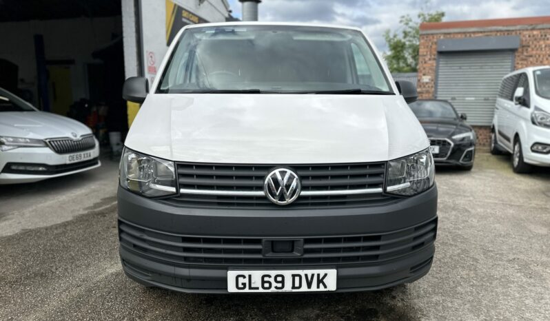 69 plate VW Transporter 2.0 TDI T28 Startline FWD SWB Euro 6 (s/s) 5dr full